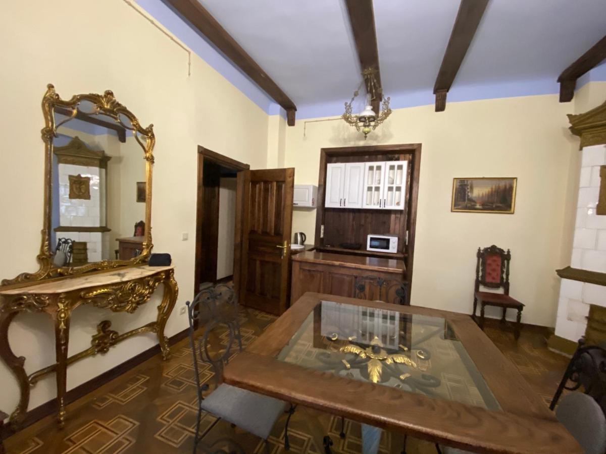 Апартаменти Королівські На Вулиці Лесі Українки 19 Lviv Exterior photo